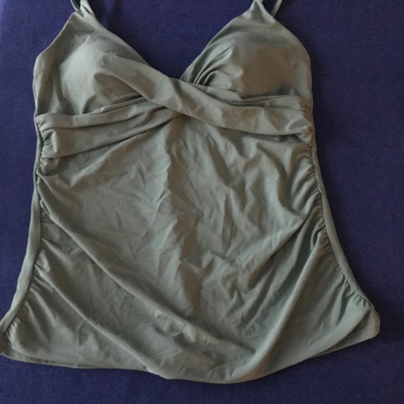 Tankini Swimsuit top Women’s XXL Olive Green NWOT - Picture 5 of 8